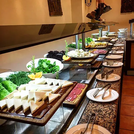 希达尔俱乐部公寓式酒店 公寓式酒店 阿拉尼亚