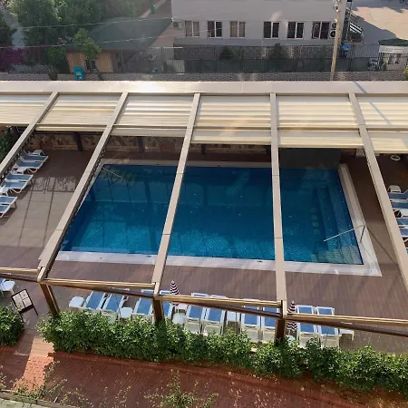 希达尔俱乐部公寓式酒店 4*