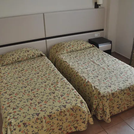 希达尔俱乐部公寓式酒店 阿拉尼亚